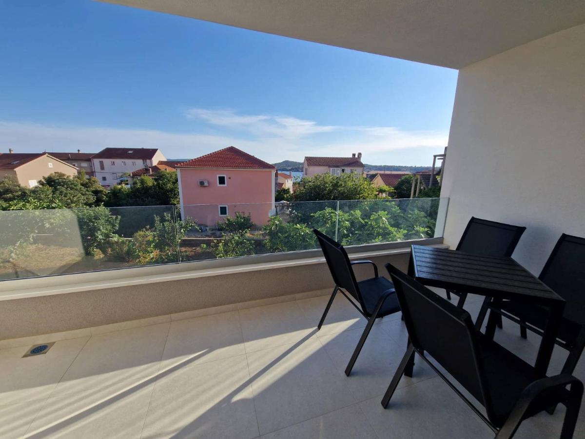 Providenca Residence Šibenik Esterno foto